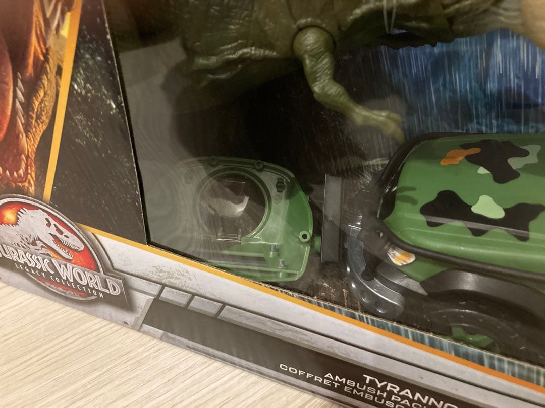 ジュラシックパーク　マテルティラノサウルスレックスアンブッシュパック　新品未開封