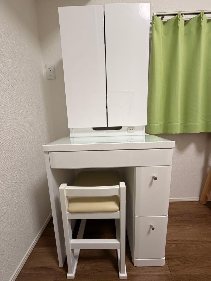 最終値下げ　NITORI ホワイト ドレッサー 鏡台　美品　即購入　椅子付き