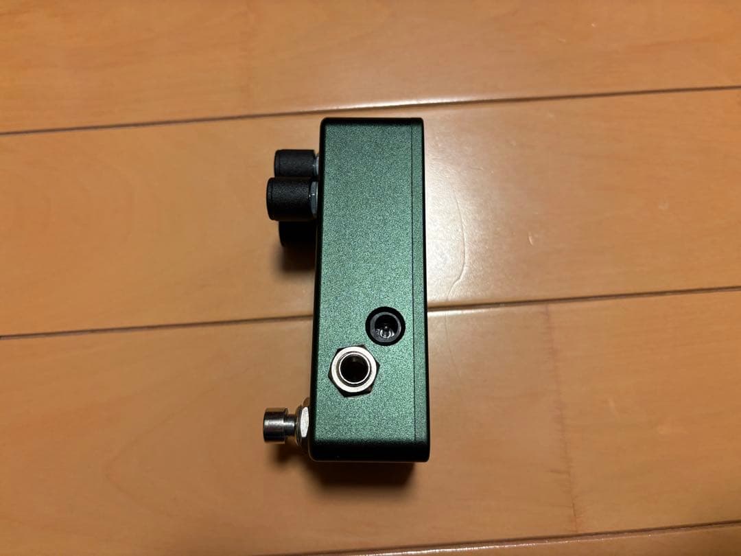 One ControlのHooker's Green Bassmachine