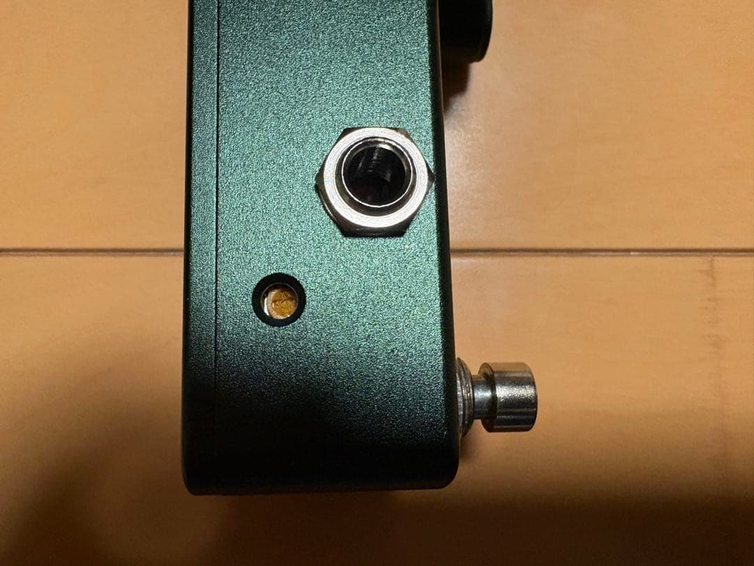 One ControlのHooker's Green Bassmachine