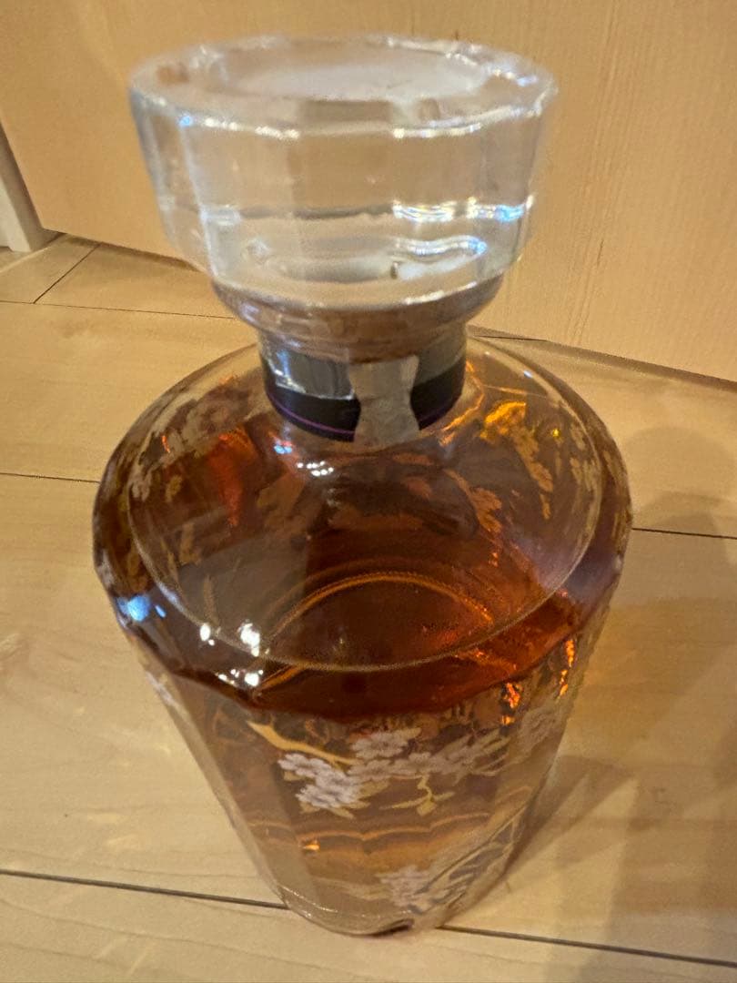 【限定・未開栓】サントリー 響 マスターズセレクト 意匠ボトル 700ml 箱付