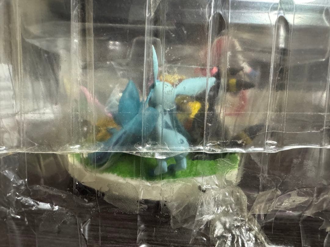 イーブイ　フレンズ　フィギュア