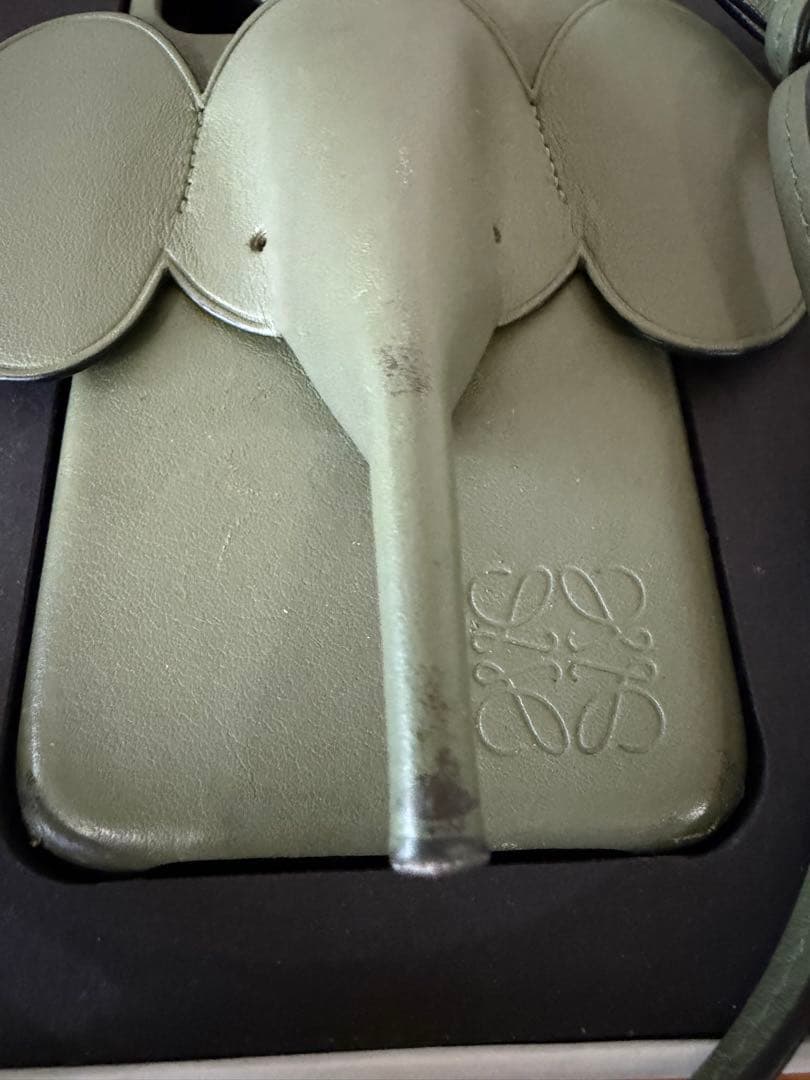 iPhone14Plus LOEWE エレファント携帯ショルダー中古