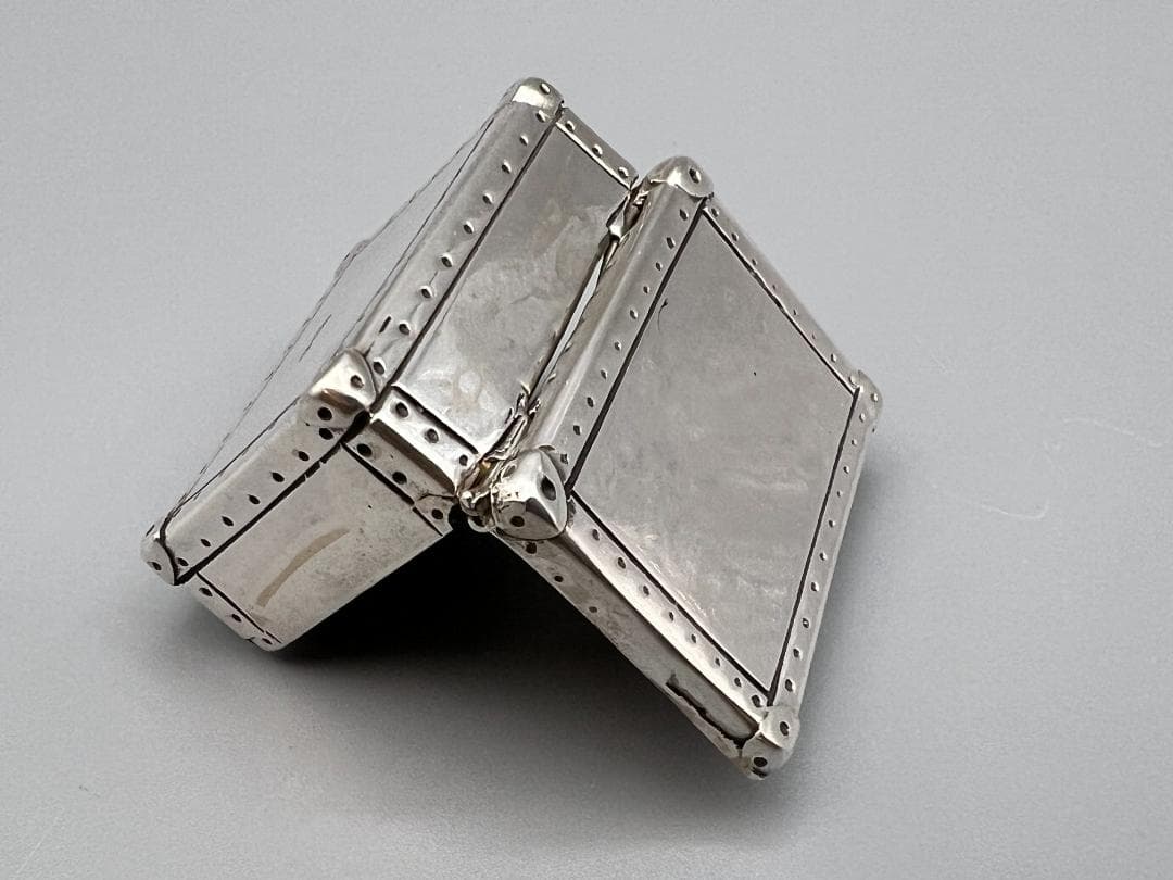 【海】銀製　800刻印　アクセサリ箱　小箱　銀細工　重量約31g