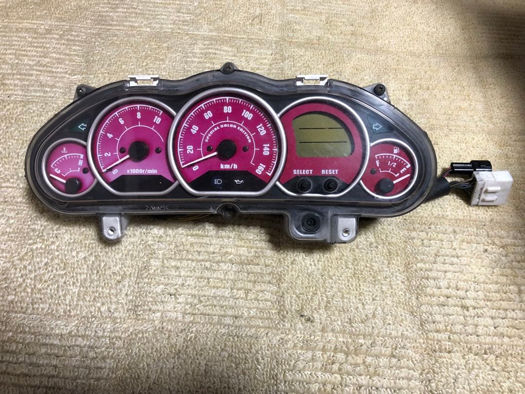 ヤマハ マジェスティ250 SG03J マジェ 5連マジェ 赤 レッド メーター