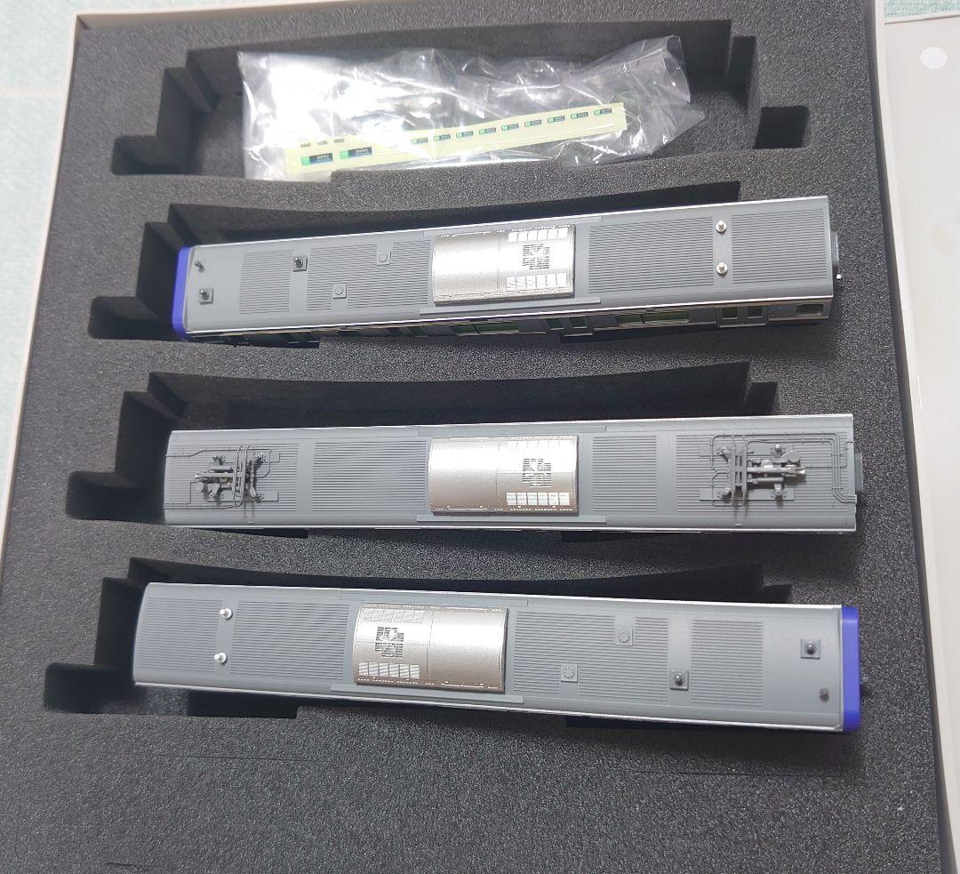 3両 E235系 1000番台 横須賀 総武快速線 良品