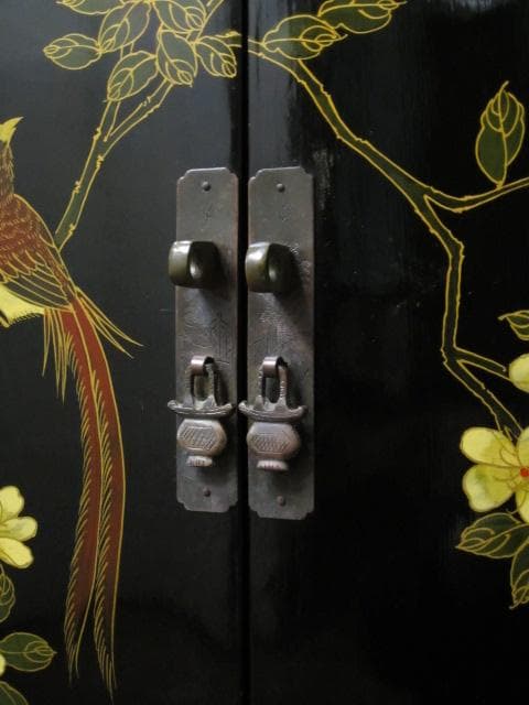 黒漆 中国美術 花鳥図 真鍮金具 茶道具 飾り棚/煎茶棚/キャビネット/書棚