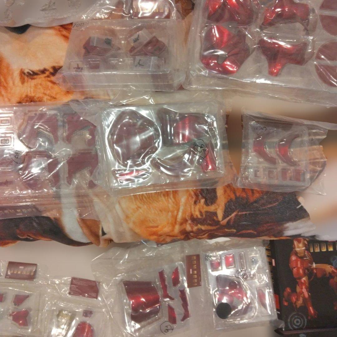 アイアンマン デアゴスティーニ　1〜100号　ット マガジン付きファイル５冊