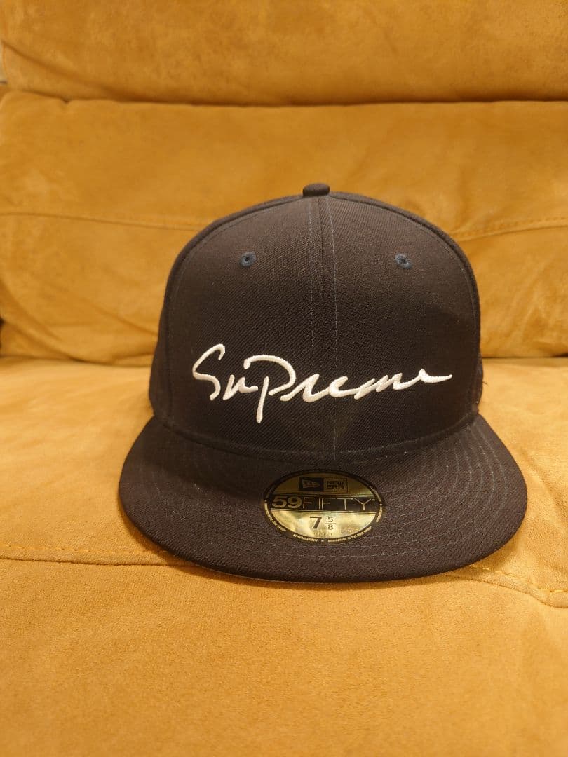 お*様 USED品 Supreme Classic Script New Era