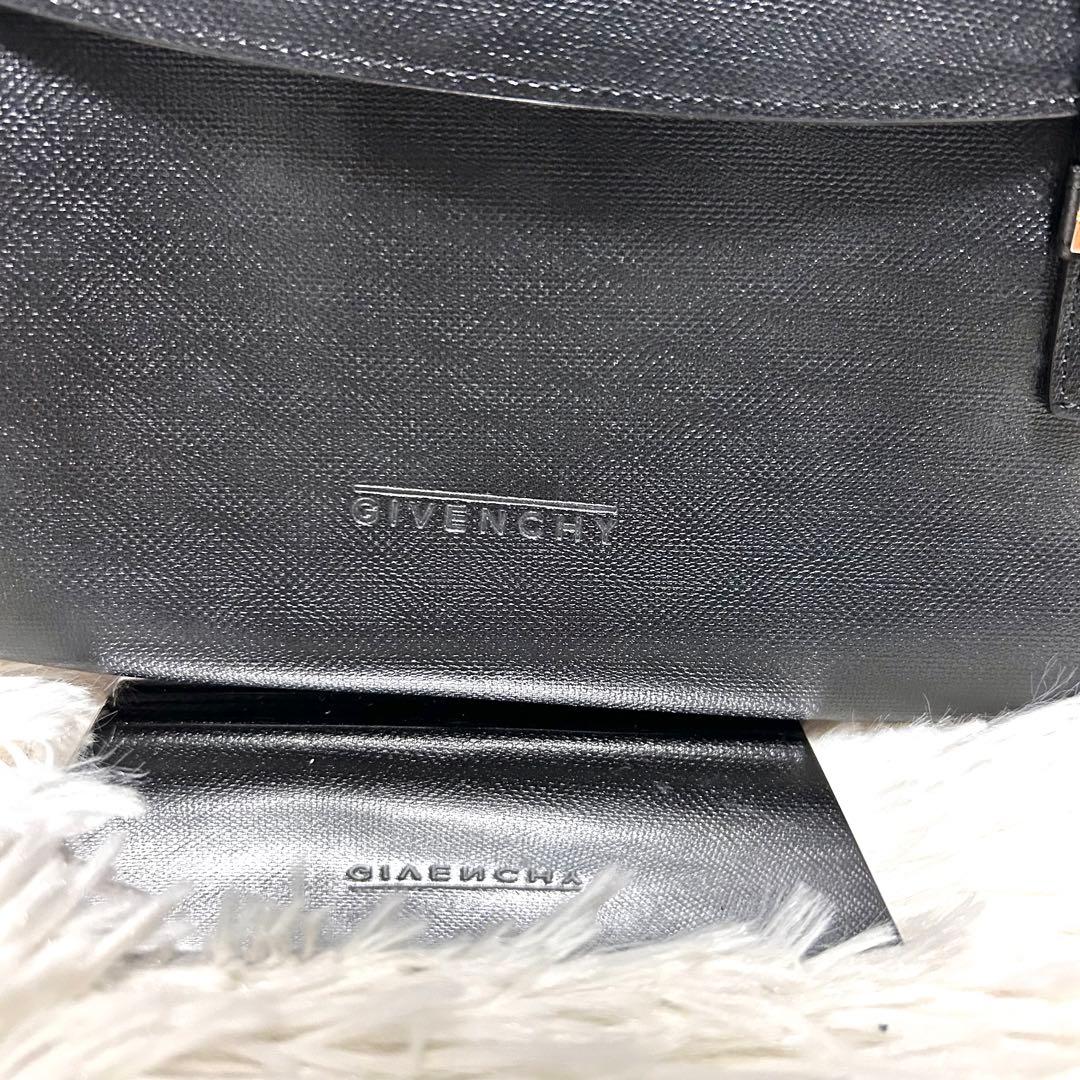 美品　GIVENCHY レザー　ハンドバッグ　4Gロゴ　肩がけ　フォーマル　黒