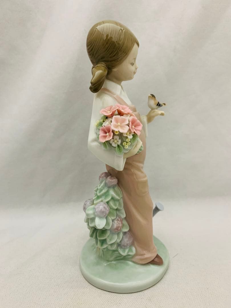 LLADRO 小鳥と話す少女　リヤドロ　陶器置物