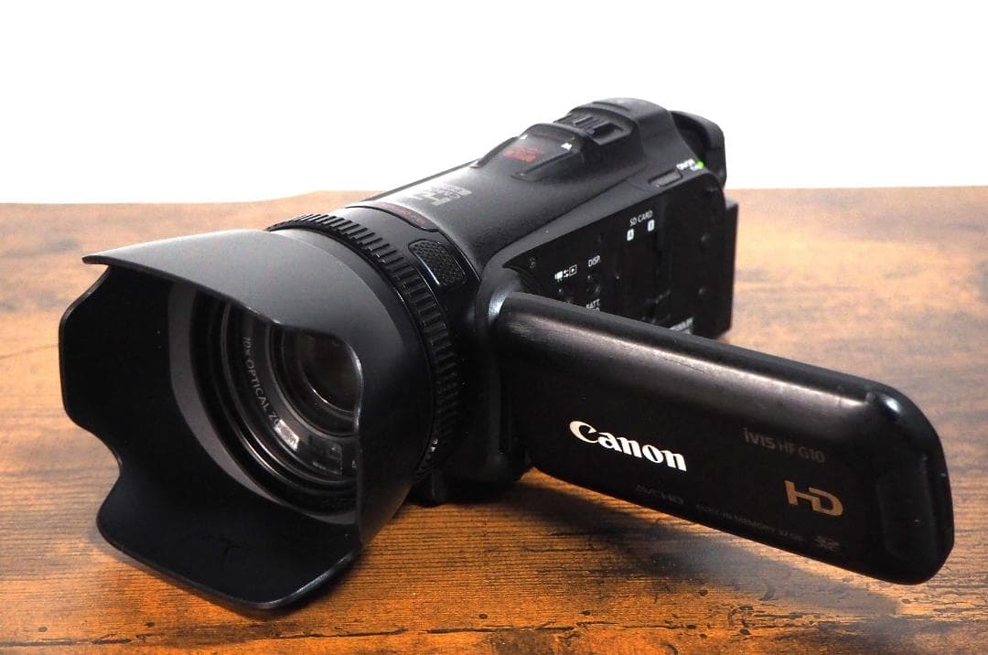 s*3様 【付属品多数】キャノン ビデオカメラ iVIS HF G10 11年製