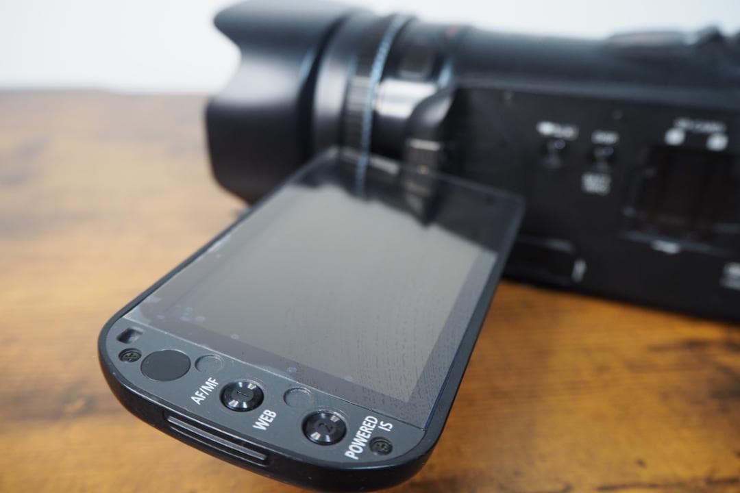 s*3様 【付属品多数】キャノン ビデオカメラ iVIS HF G10 11年製