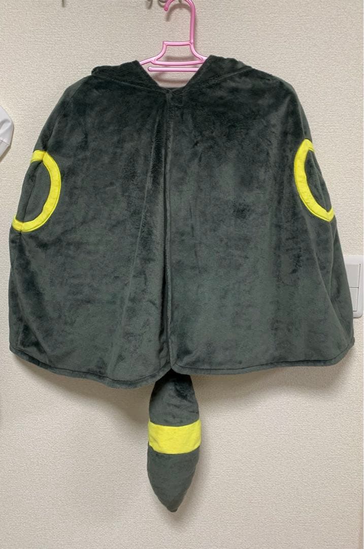 ポケモン フード付きポンチョ ブラッキー