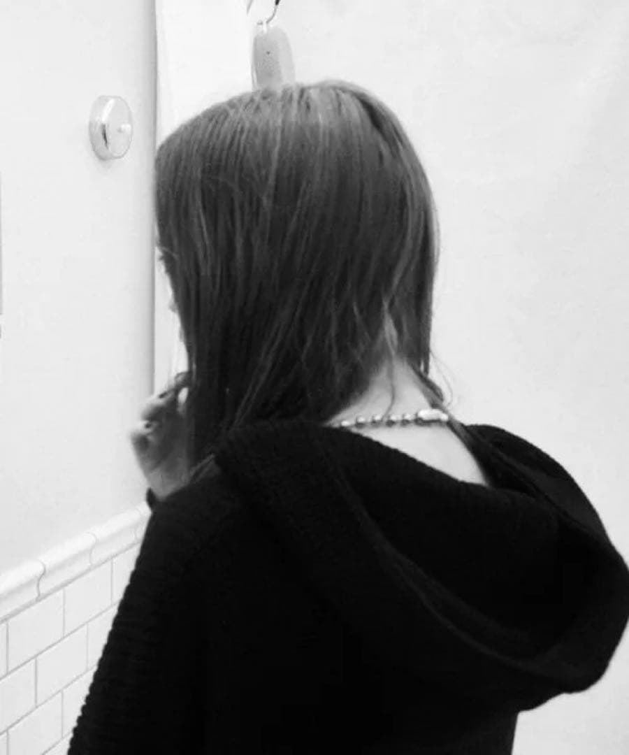 NIL DUE NIL UN TOKYO ニットパーカー