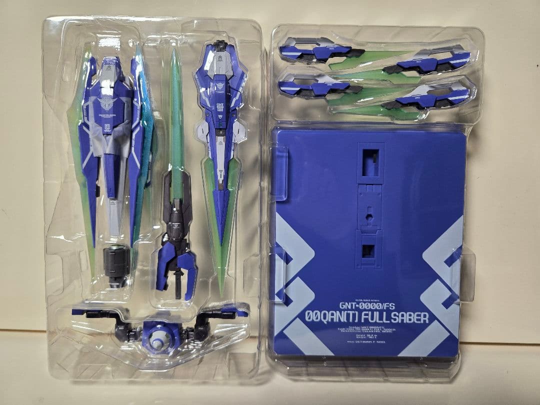 L BUILD　ダブルオークアンタフルセイバー　[初期不良パーツ交換済]