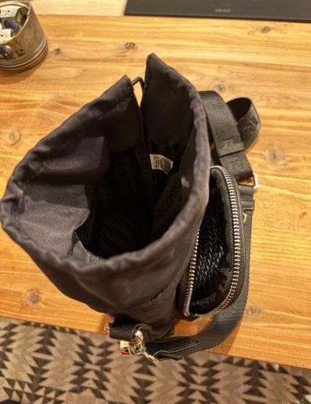 早い者勝ち！ブラック ナイロン ショルダーバッグ