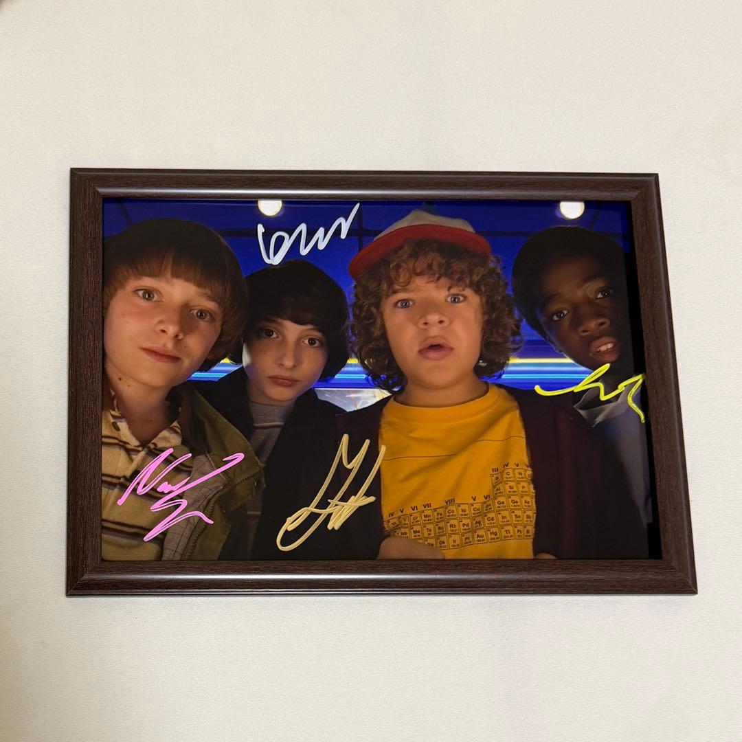 ストレンジャーシングス 直筆サイン フィン ゲイテン ケイレブ ノア