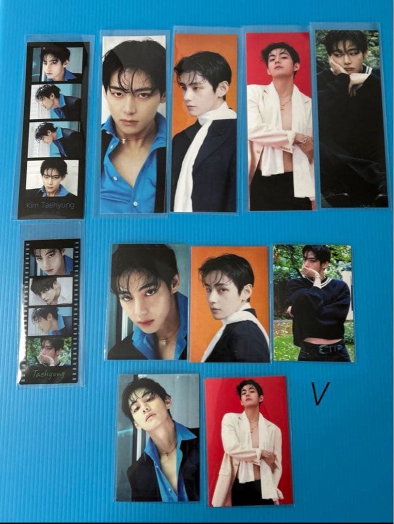 BTS V 'TIRTIR'アルバムキーホルダー・マグネットブックマーク