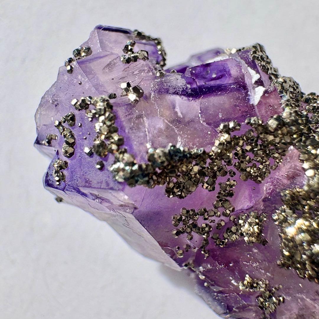 520 中国 内モンゴル産 レアタイプ フローライト&パイライト