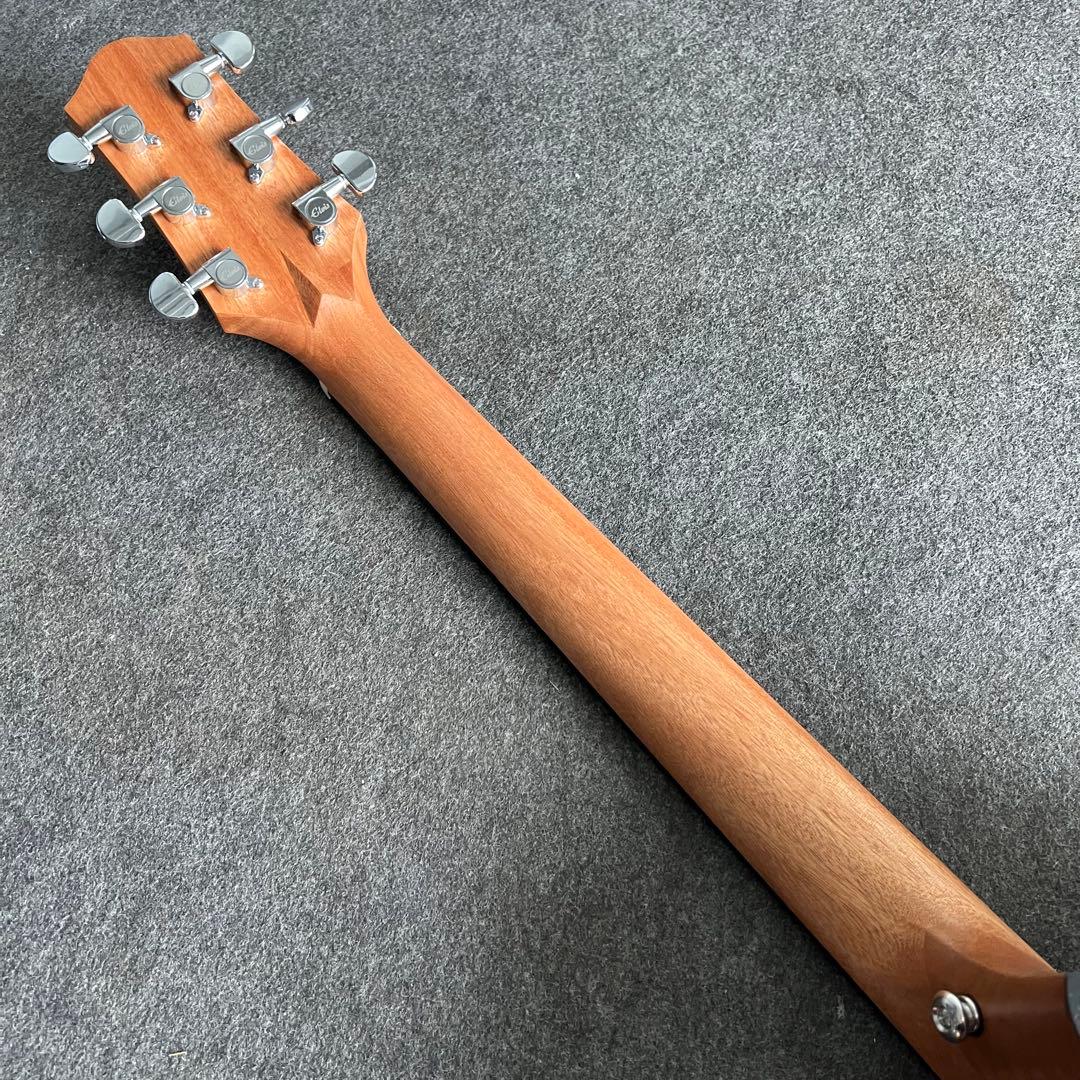 A84極美品✨　初心者向け✨　付属品多数あり アコースティックギター