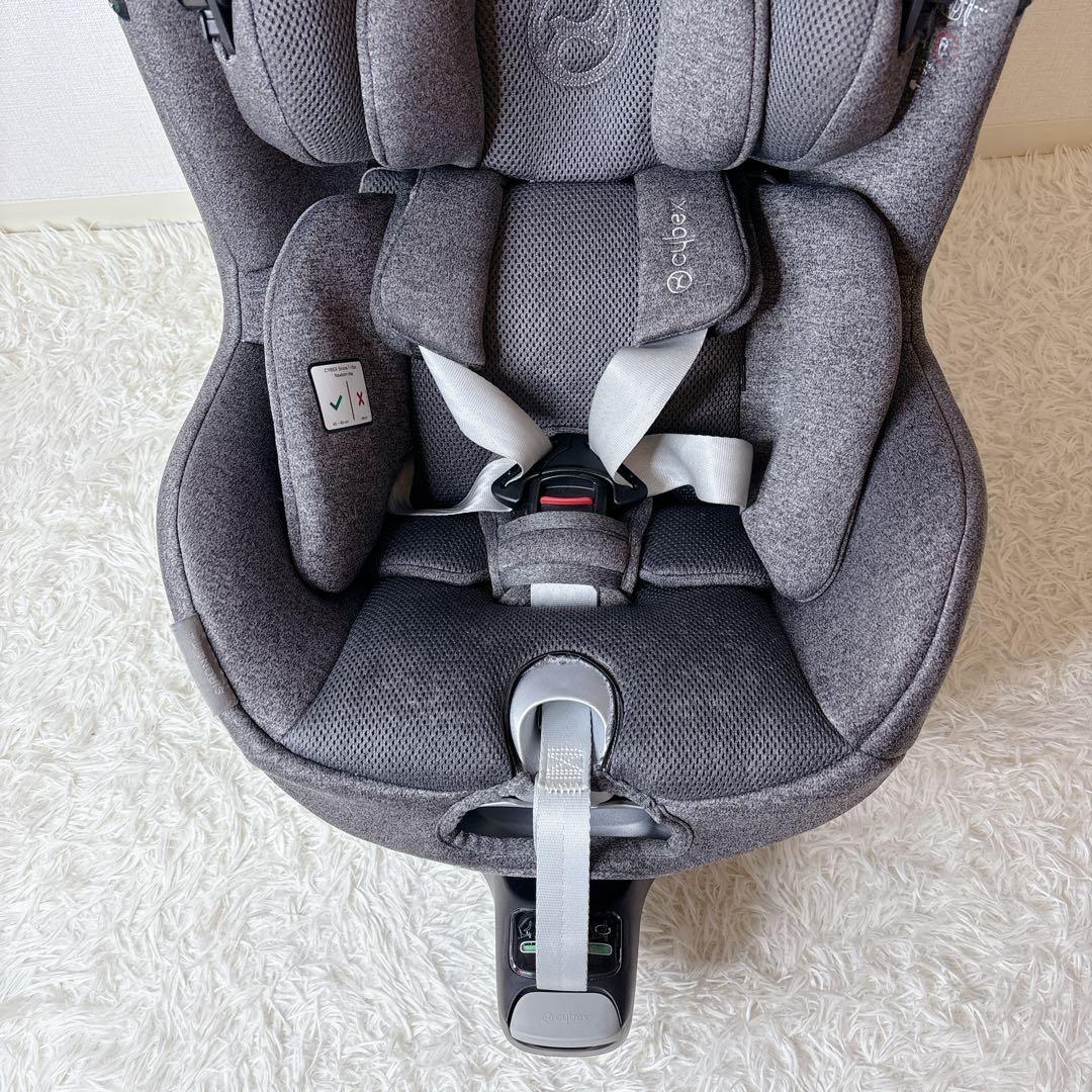 美品✨サイベックス シローナT i-Size ベースTセット isofix 現行