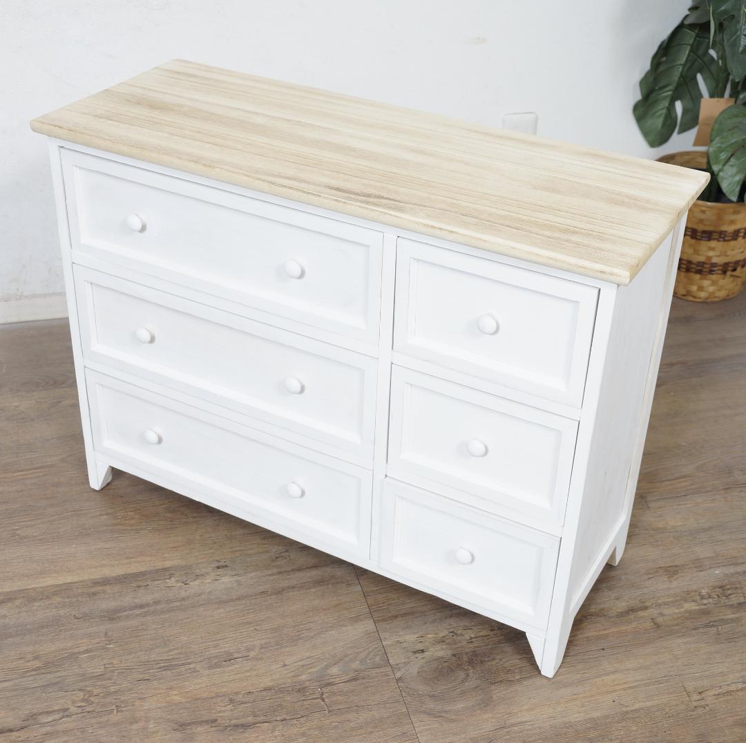 【新品・未使用】　ヨーロピアン調　チェスト　箪笥　幅　79ｃｍ