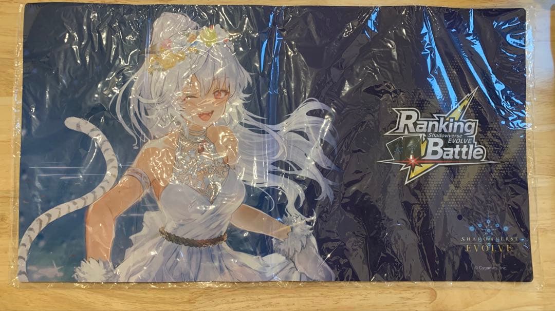 回帰する抱擁・ラティカ　プレイマット　シャドウバース エボルヴ　シャドバ