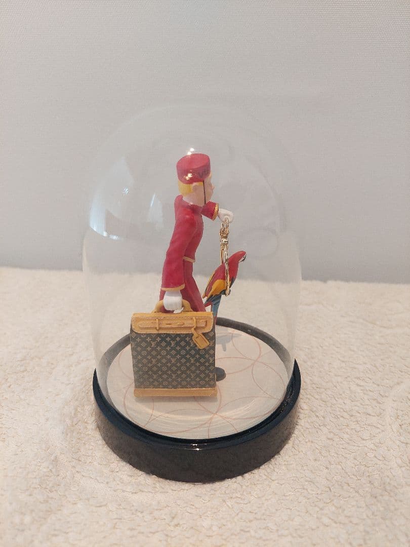 Louis Vuitton ベルボーイ人形 ガラスドーム付き