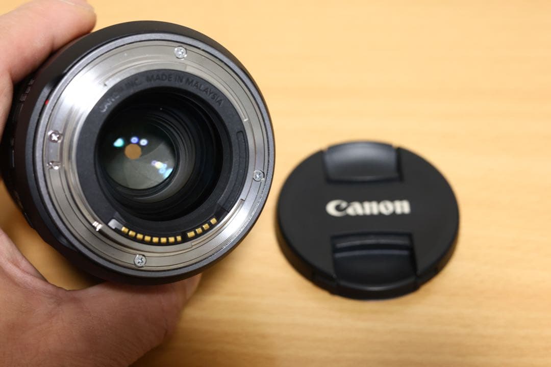 CANON RF85mm F2.0MACRO IS STMフード&フィルター付