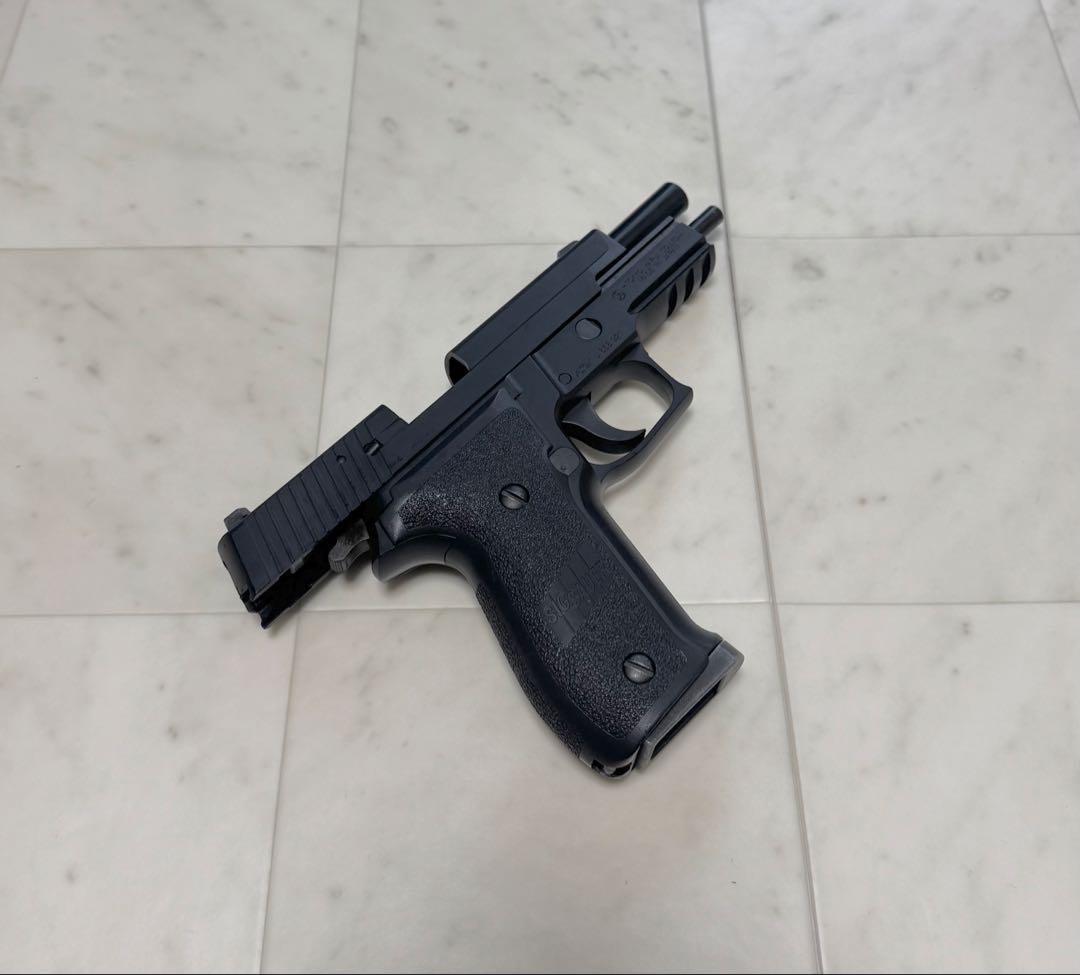 東京マルイ SIG SAUER P226 RAIL GBB ガスブロハンドガン