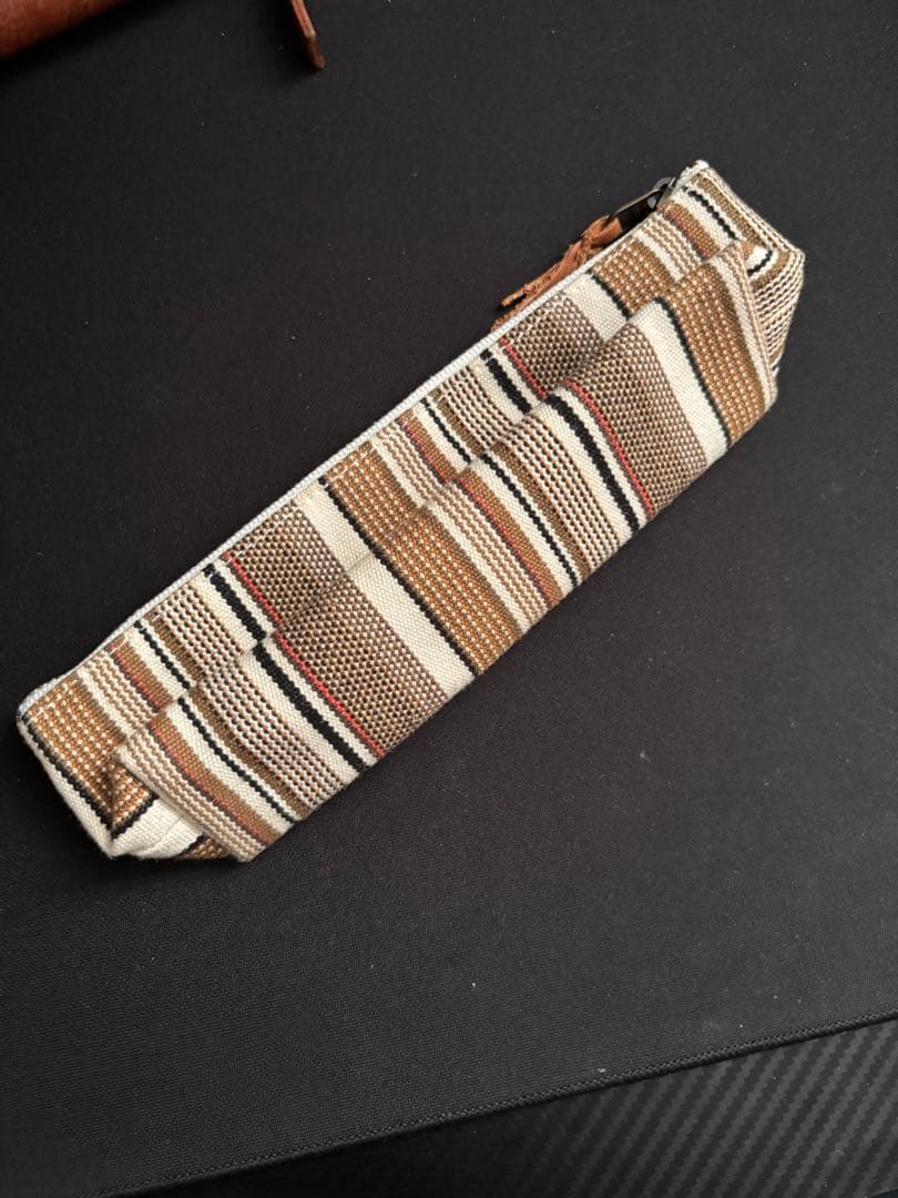 ラダイト　ボートペンケース　カフェラテ