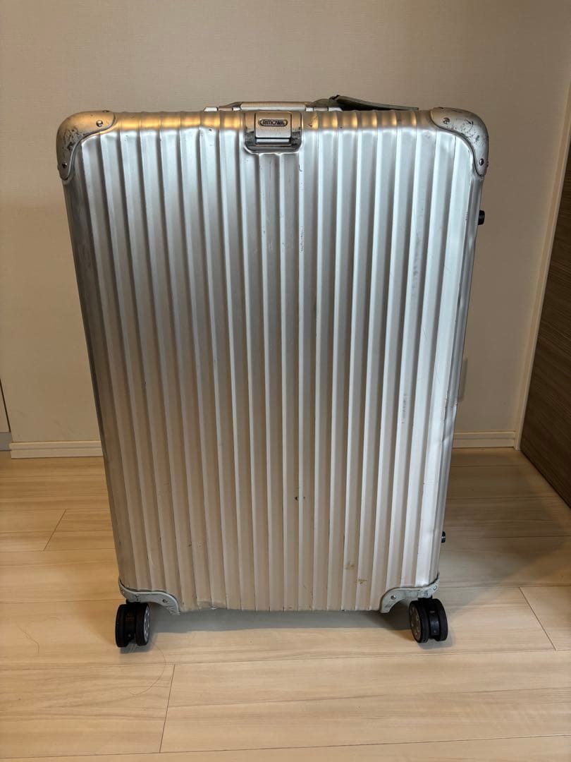 【生産中止モデル】RIMOWA 82L 4輪 シルバー