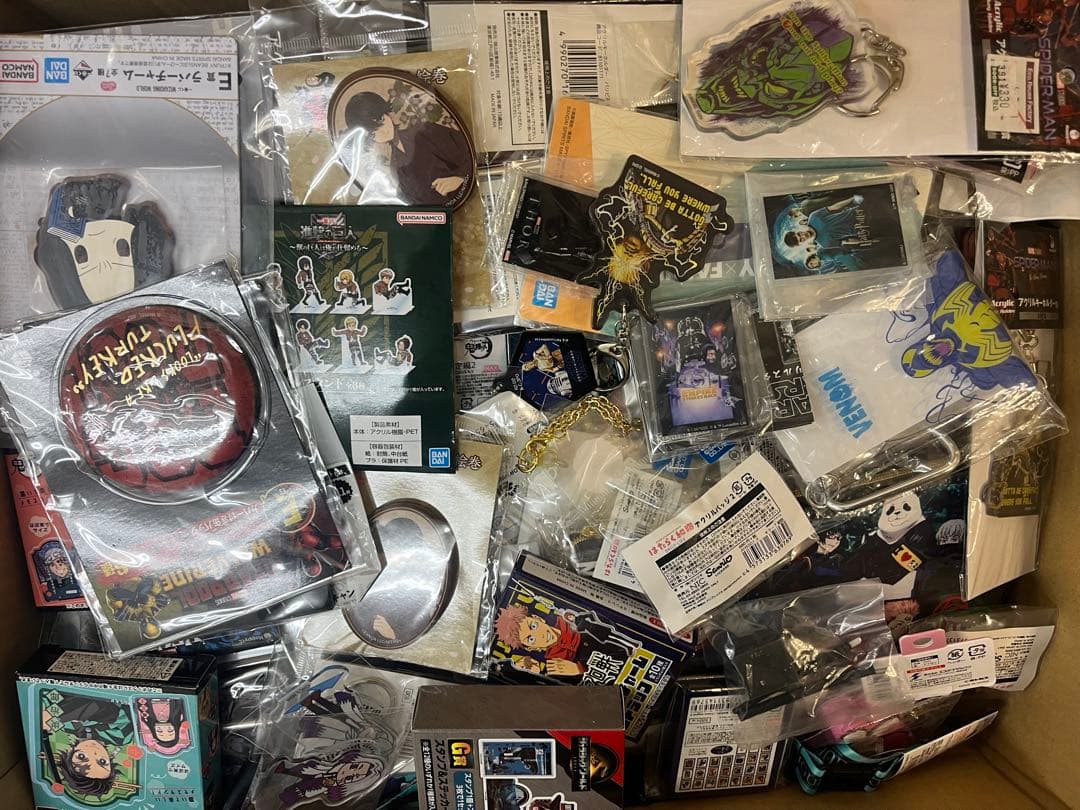 ノンジャンル雑貨　アニメグッズ　300個以上　大量まとめ売り　I