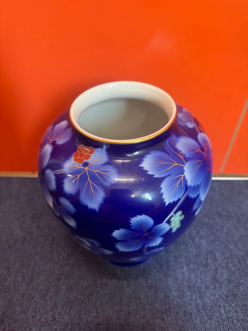 1566深川製磁　瑠璃　花瓶　金彩　未使用