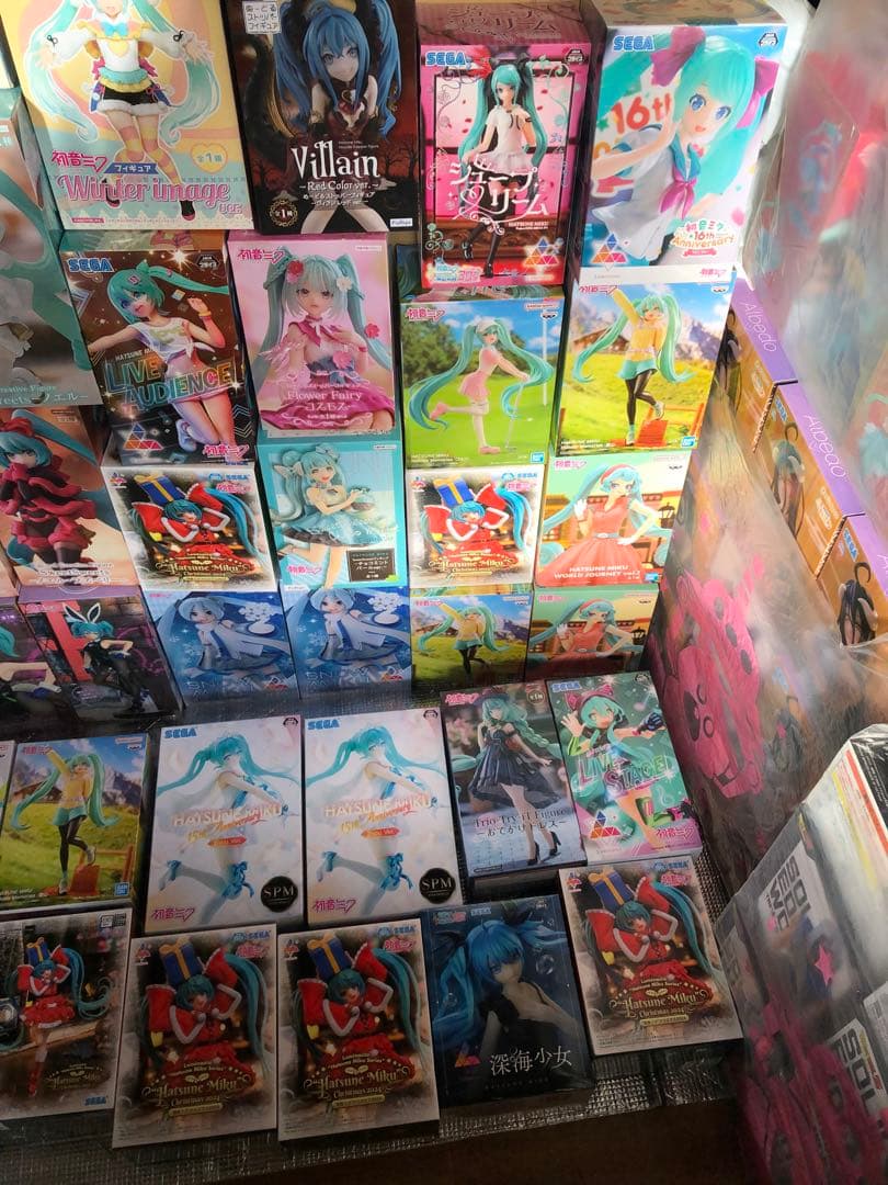 初音ミク　フィギュア　サンタ　ノエル　雪ミク　抹茶　バニー　天使　52個