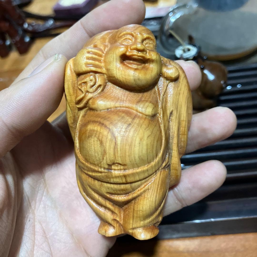 木製 笑顔の仏像 手のひらサイズ