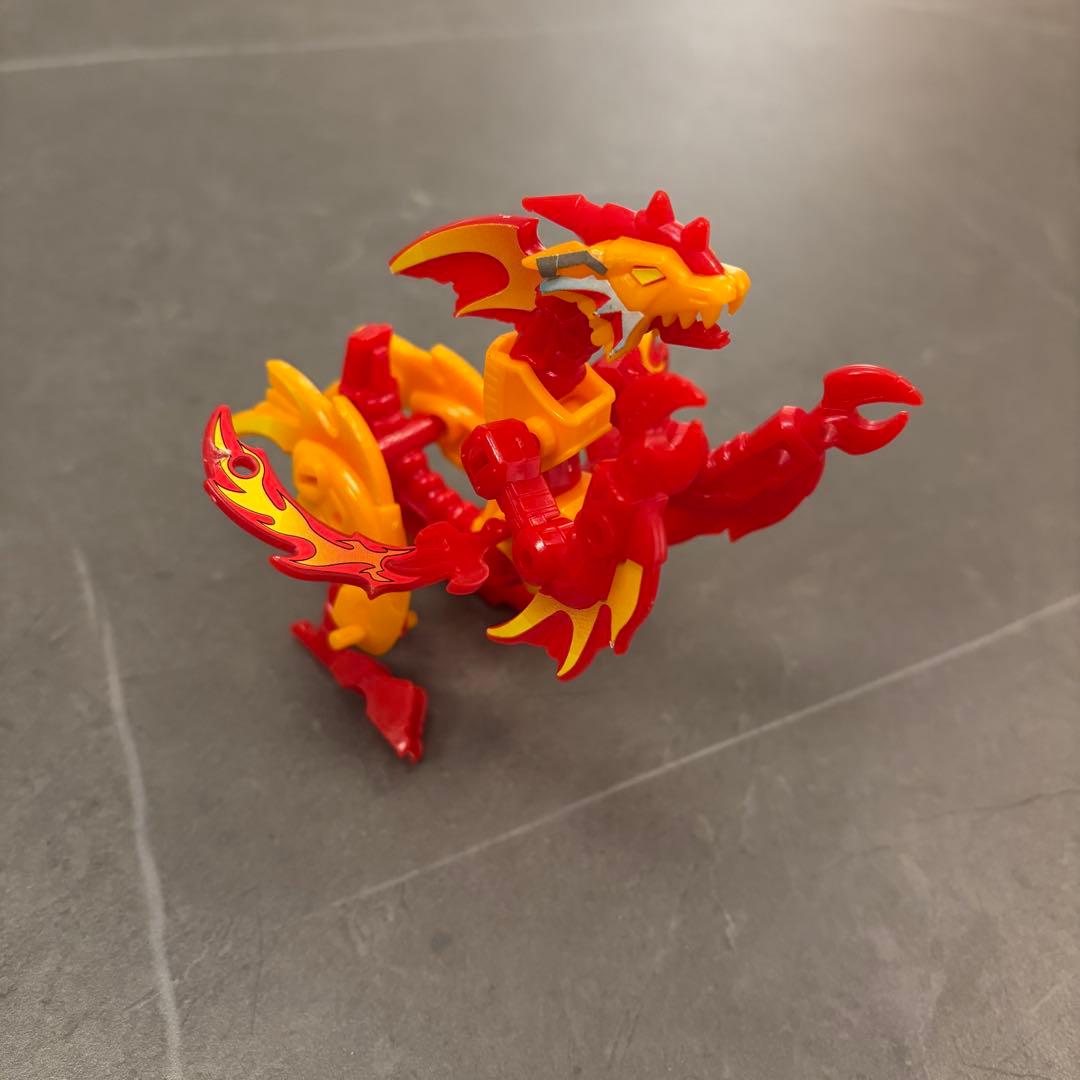 【レア品】ベイブレード フィギュア付き グリフォリオン・サラマリオン