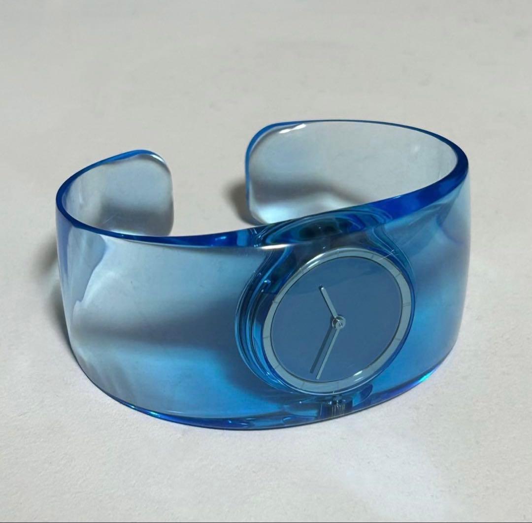 ISSEY MIYAKE O クリア時計 青色 透明 バングル腕時計