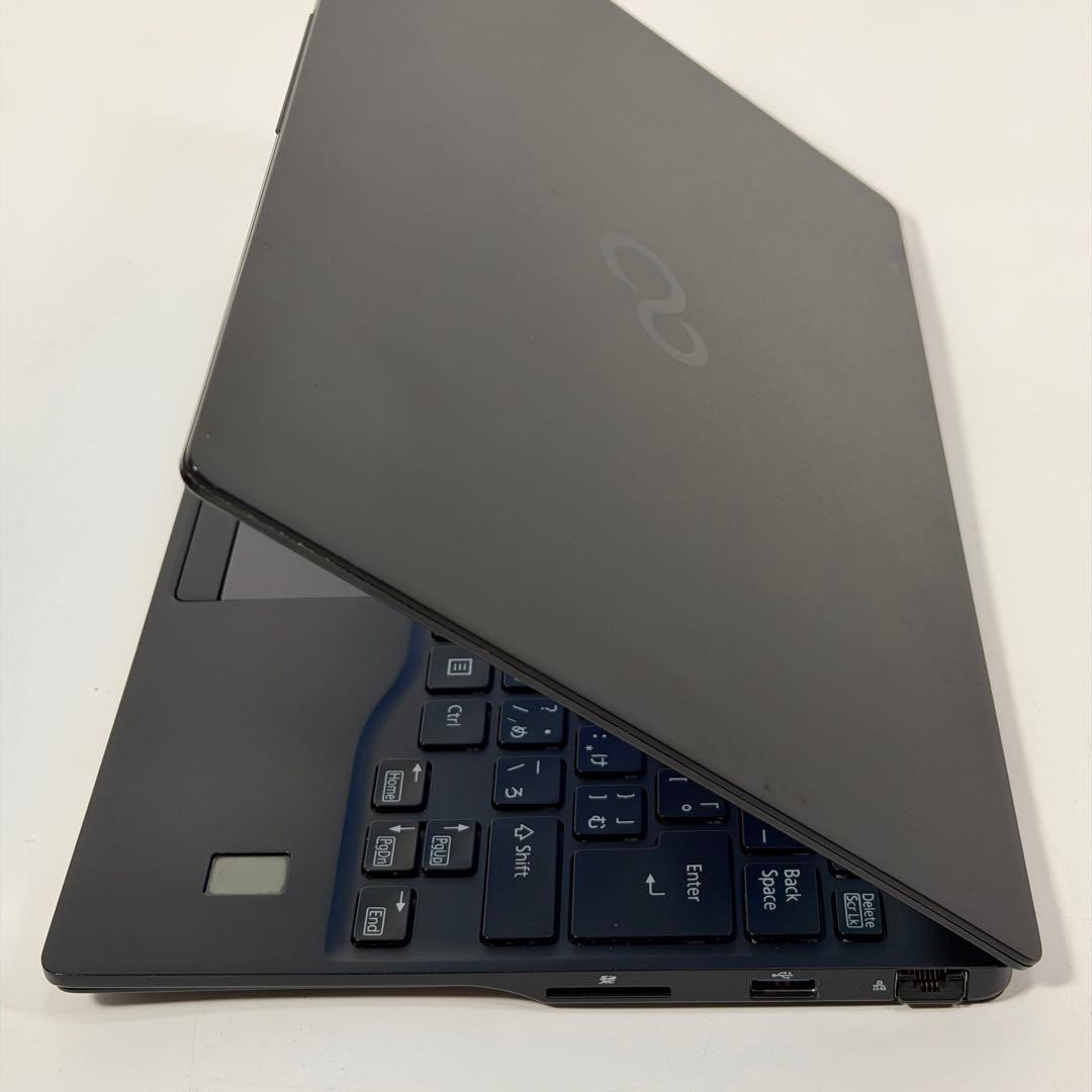 43.富士通 LIFEBOOK U9311/F i5-11 Office2024