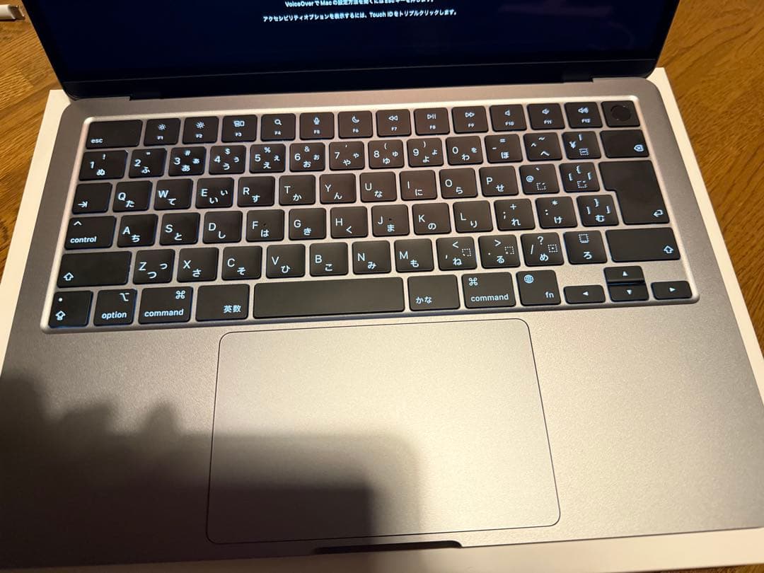 【カズト】M2チップ13インチMacBookAir (2024)