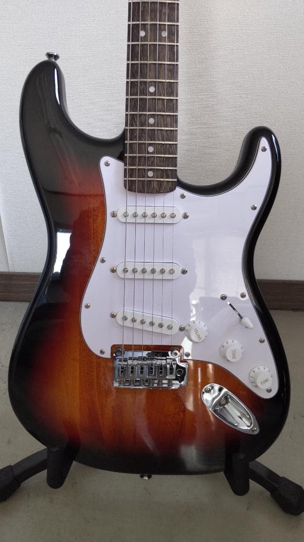【美品】Squier by Fender Affinity