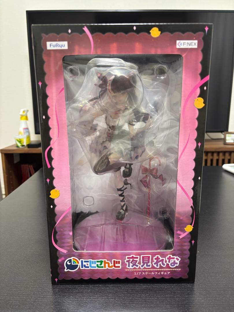 【新品未開封品】夜見れな 1/7スケールフィギュア　にじさんじ