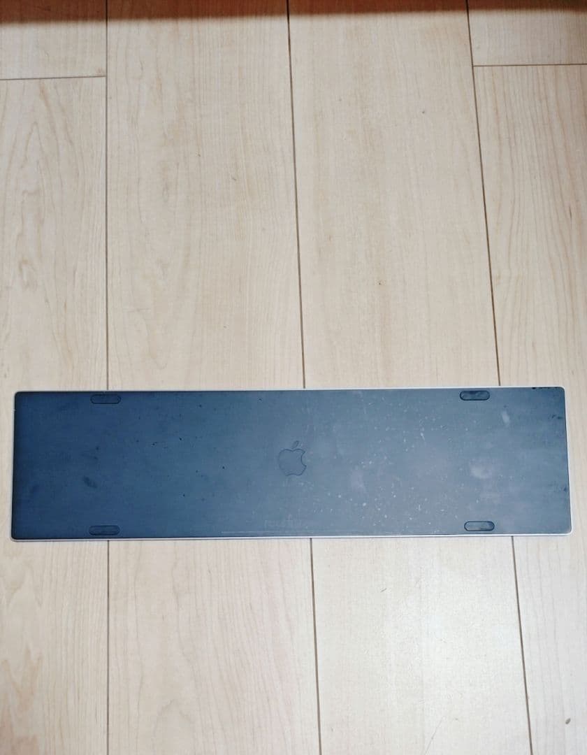 Apple magic keyboard テンキー充電タイプ　充電