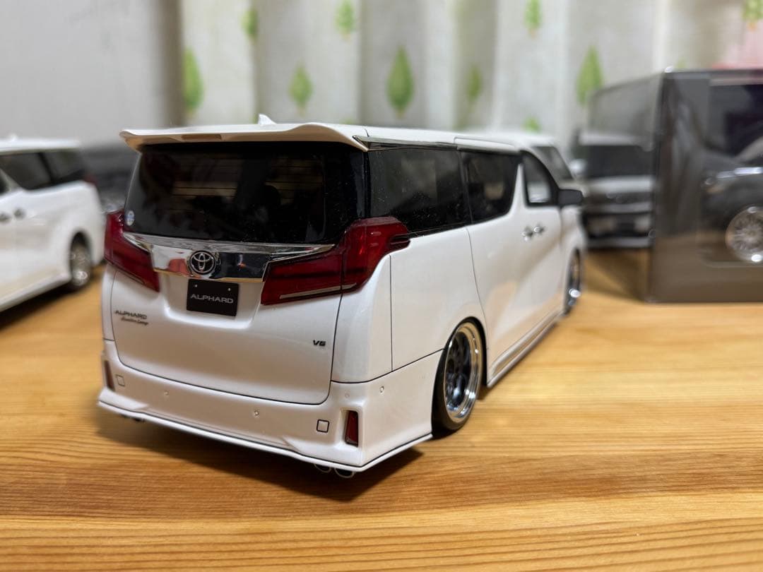 フチカービィイグニッションモデル アルファード エグゼクティブラウンジ