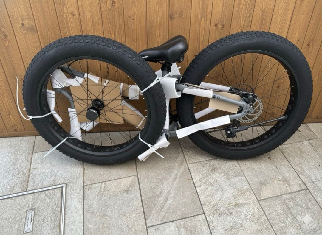 ファットバイク 26inch グレー　大型タイヤ　マウンテンバイク