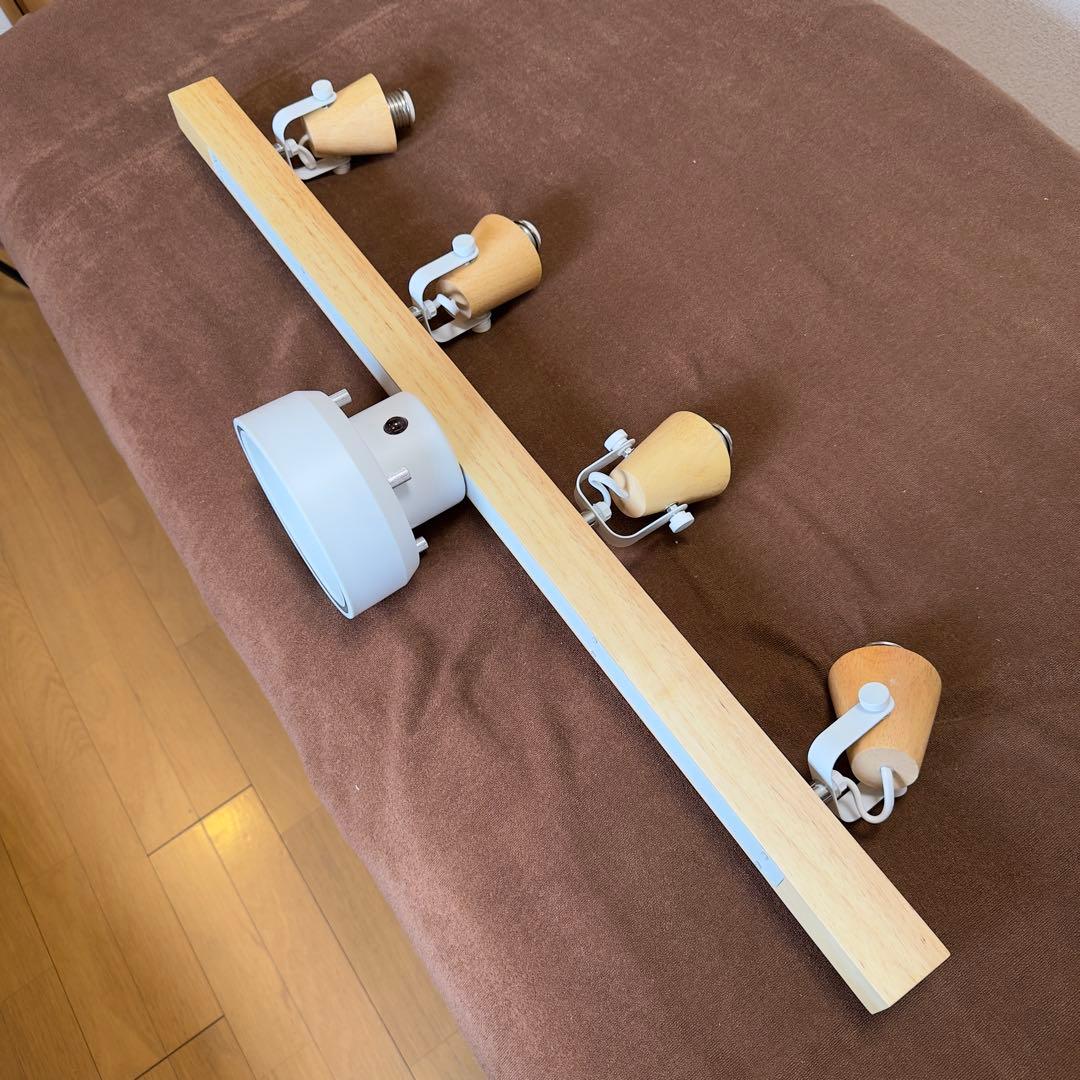 【新品】LOWYA4灯シーリングライトスポットライト LED対応リモコン付き