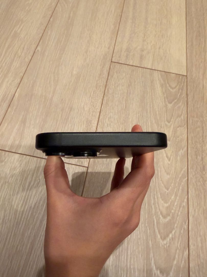 美品　Apple iPhone 15 ブラック　256GB