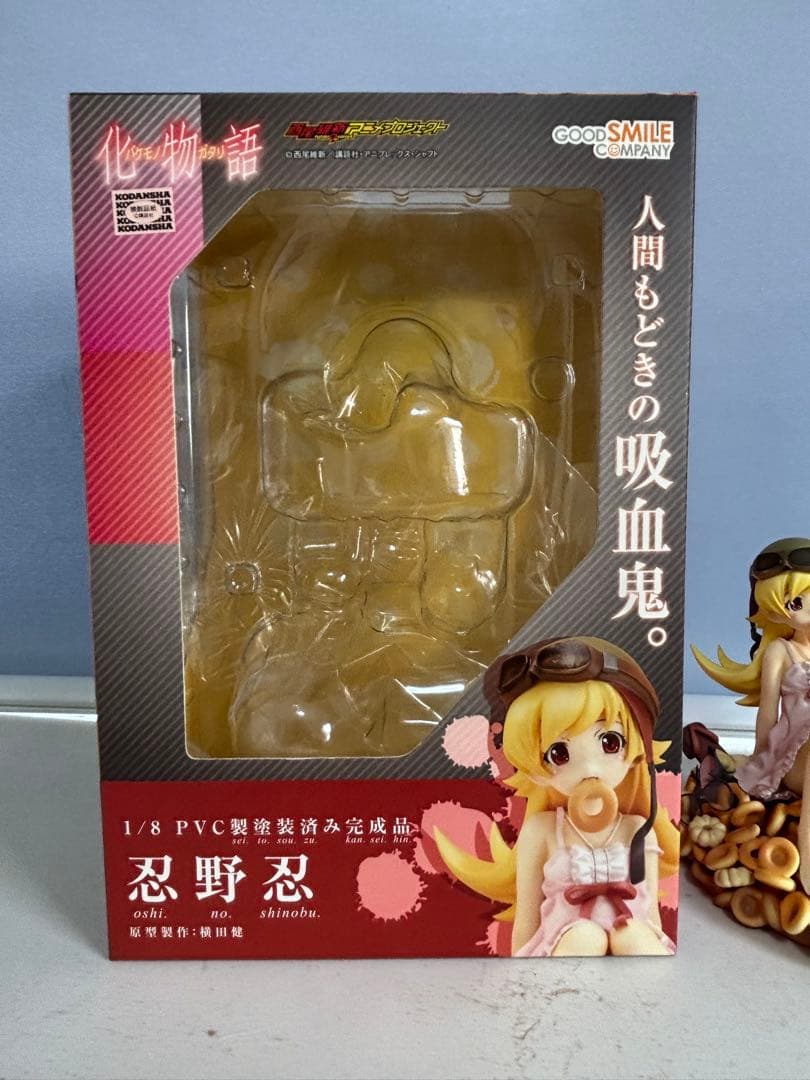 グッドスマイルカンパニー　忍野忍　フィギュア