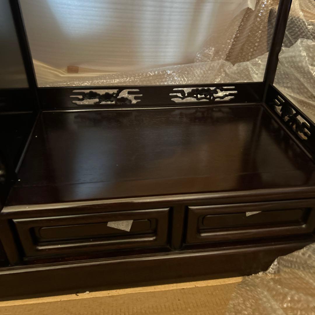 引き取り希望！ダークブラウン木製唐木飾り棚